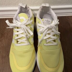 Adidas White and Yellow Sneakers